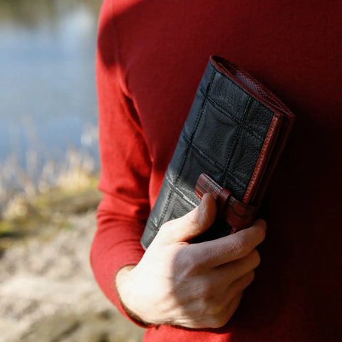 Travel Wallet | Leather & Fire-hose