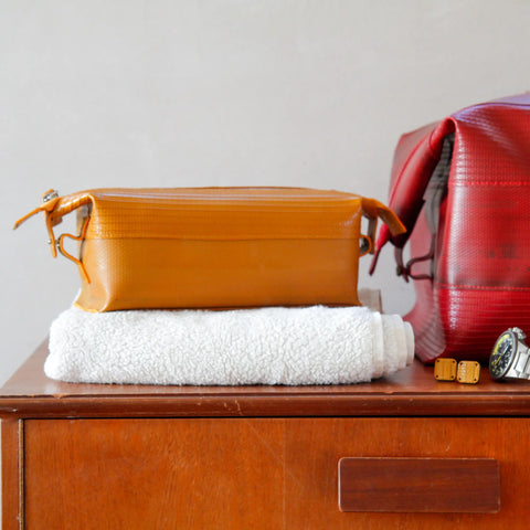 Elvis & Kresse medium wash bag
