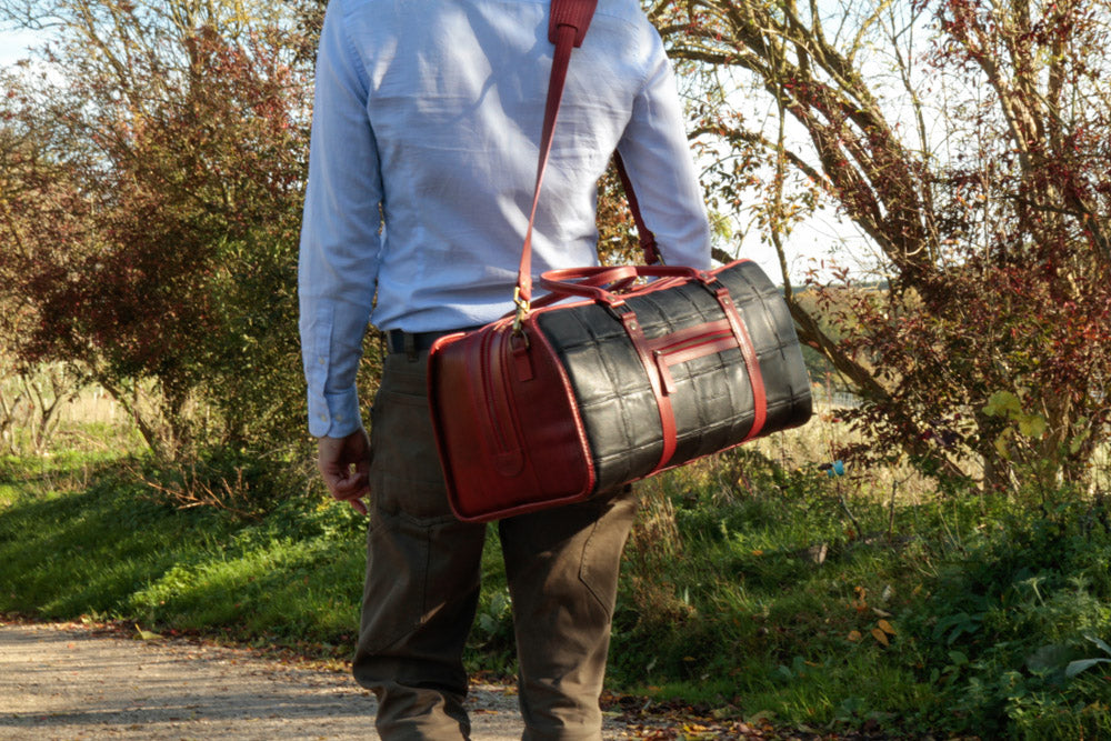 leather travel bag