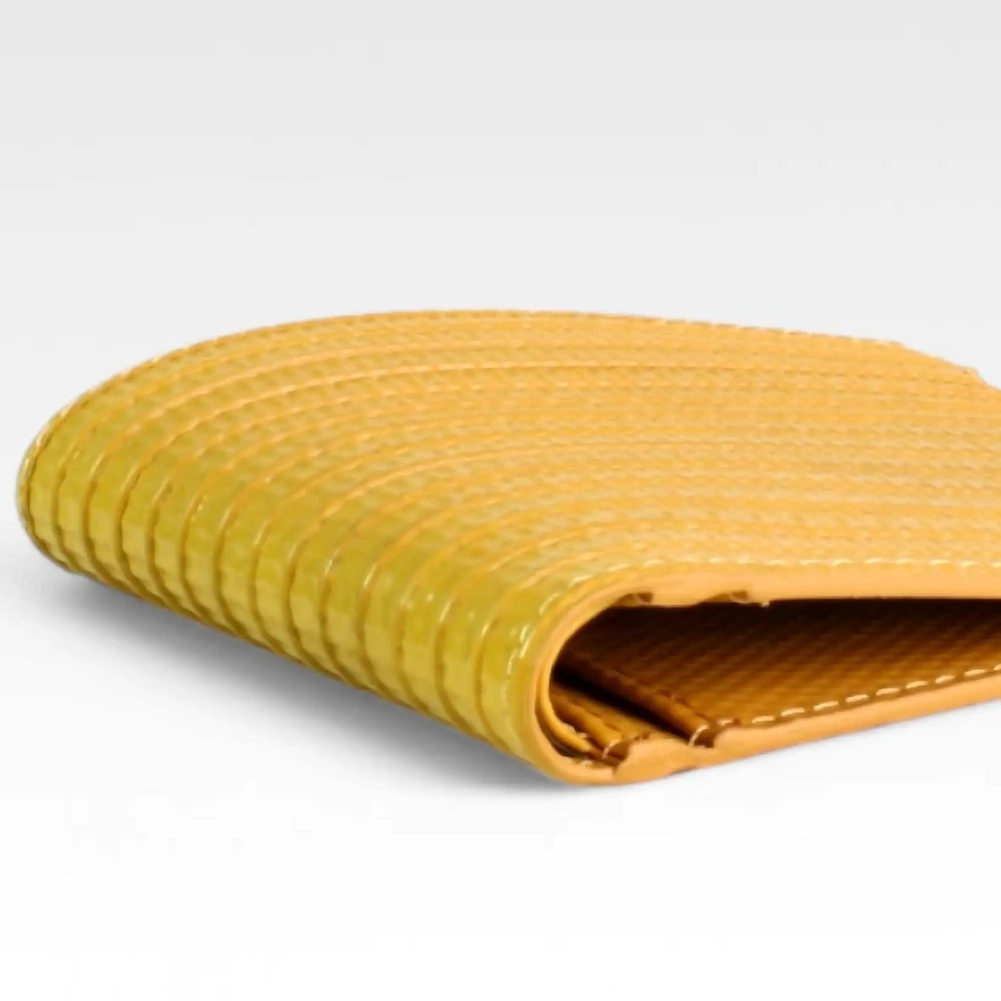 Billfold_wallet_yellow_2_web-details.webp