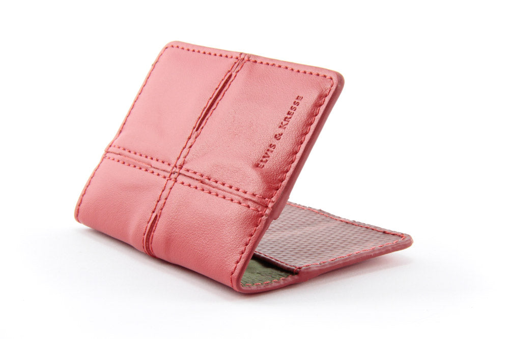 Sustainable luxury card holder by Elvis & Kresse