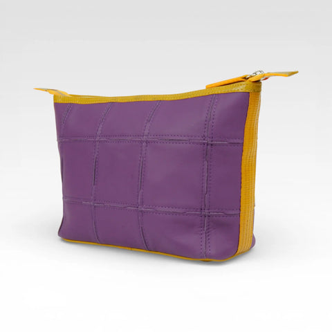 Cosmetics Case / Toiletry Bag | Leather & Fire-hose