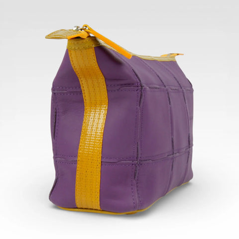 Cosmetics Case / Toiletry Bag | Leather & Fire-hose