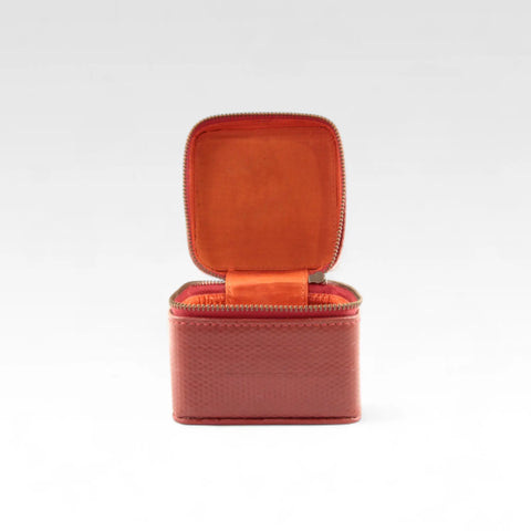 Medium Box | Leather & Fire-hose