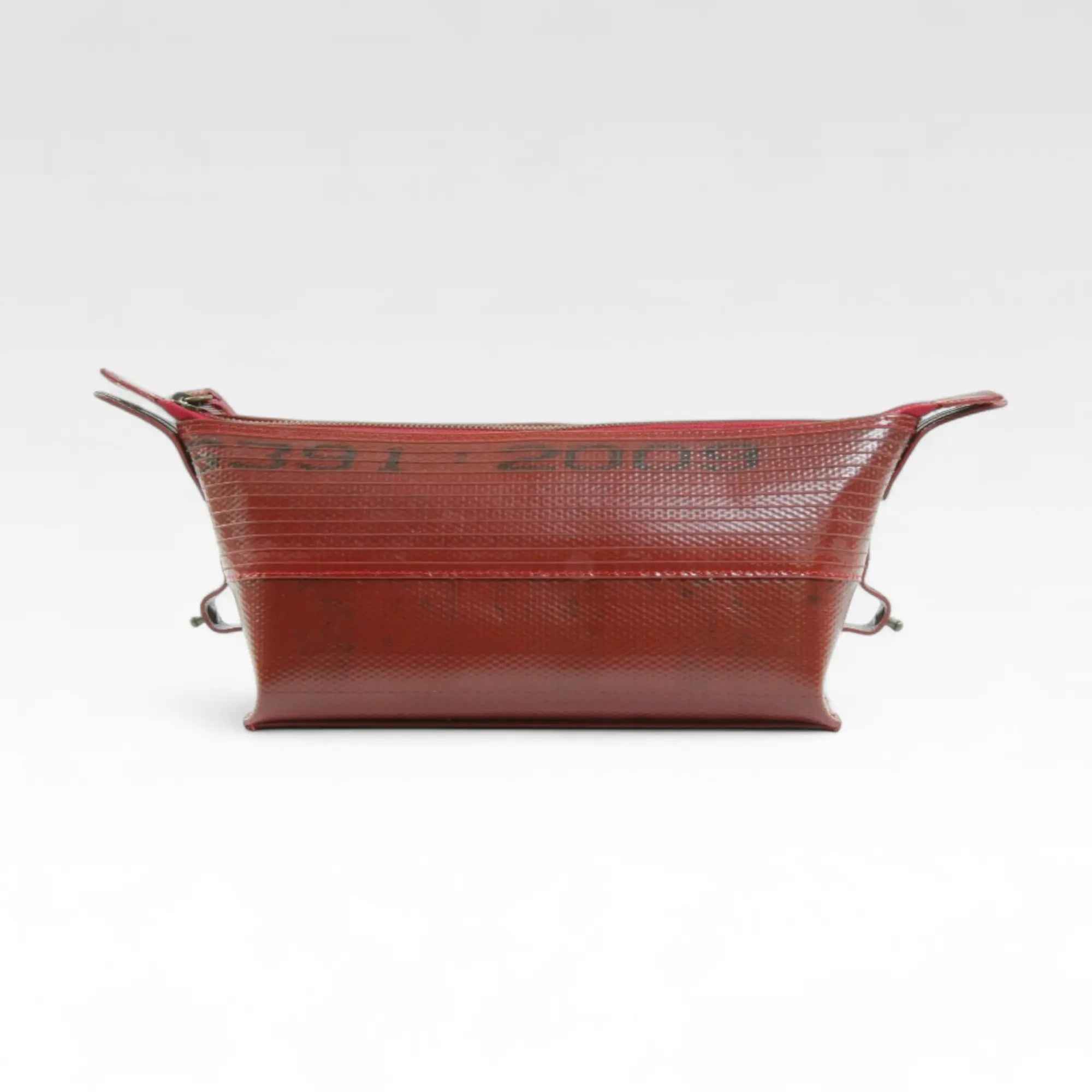Medium Washbag | Fire-hose