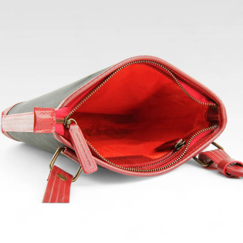 The Elvis & Kresse Reporter with reclaimed parachute lining