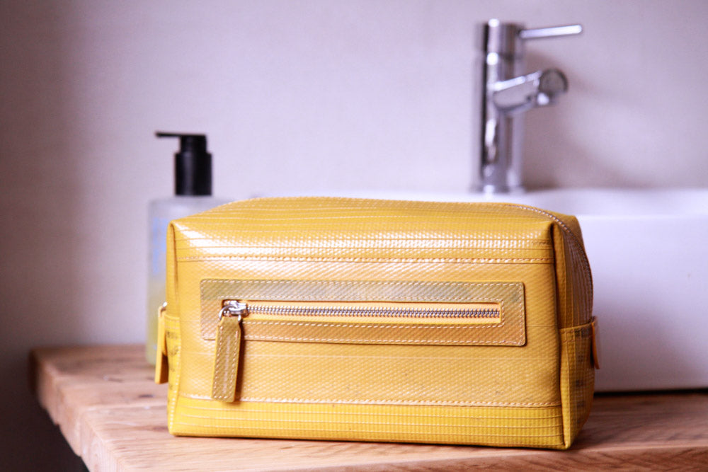 Large washbags deals