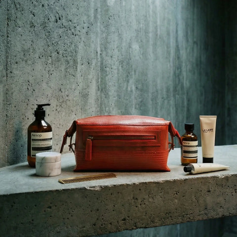 Elvis & Kresse large wash bag