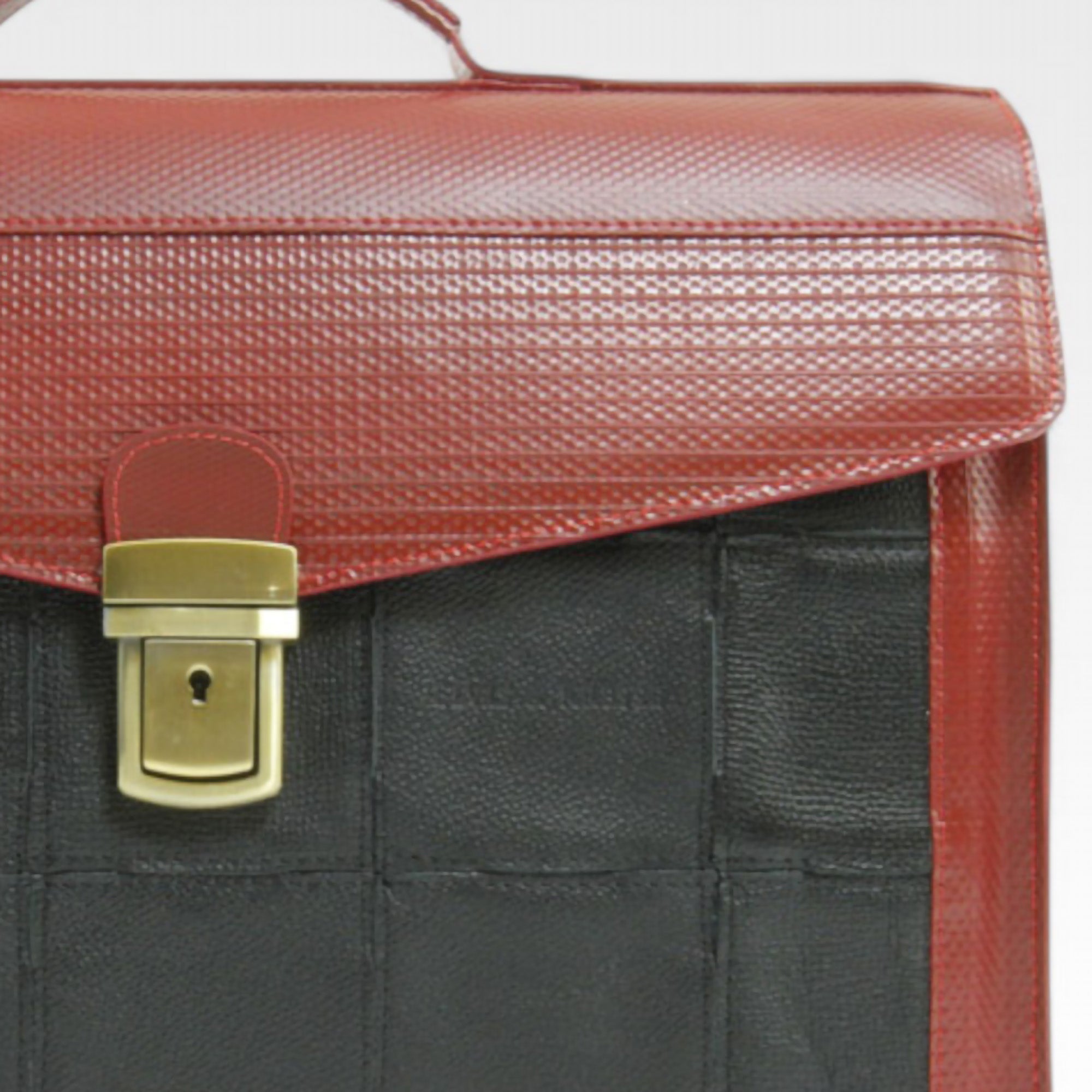 attache-case-black-red-1a-details.jpg