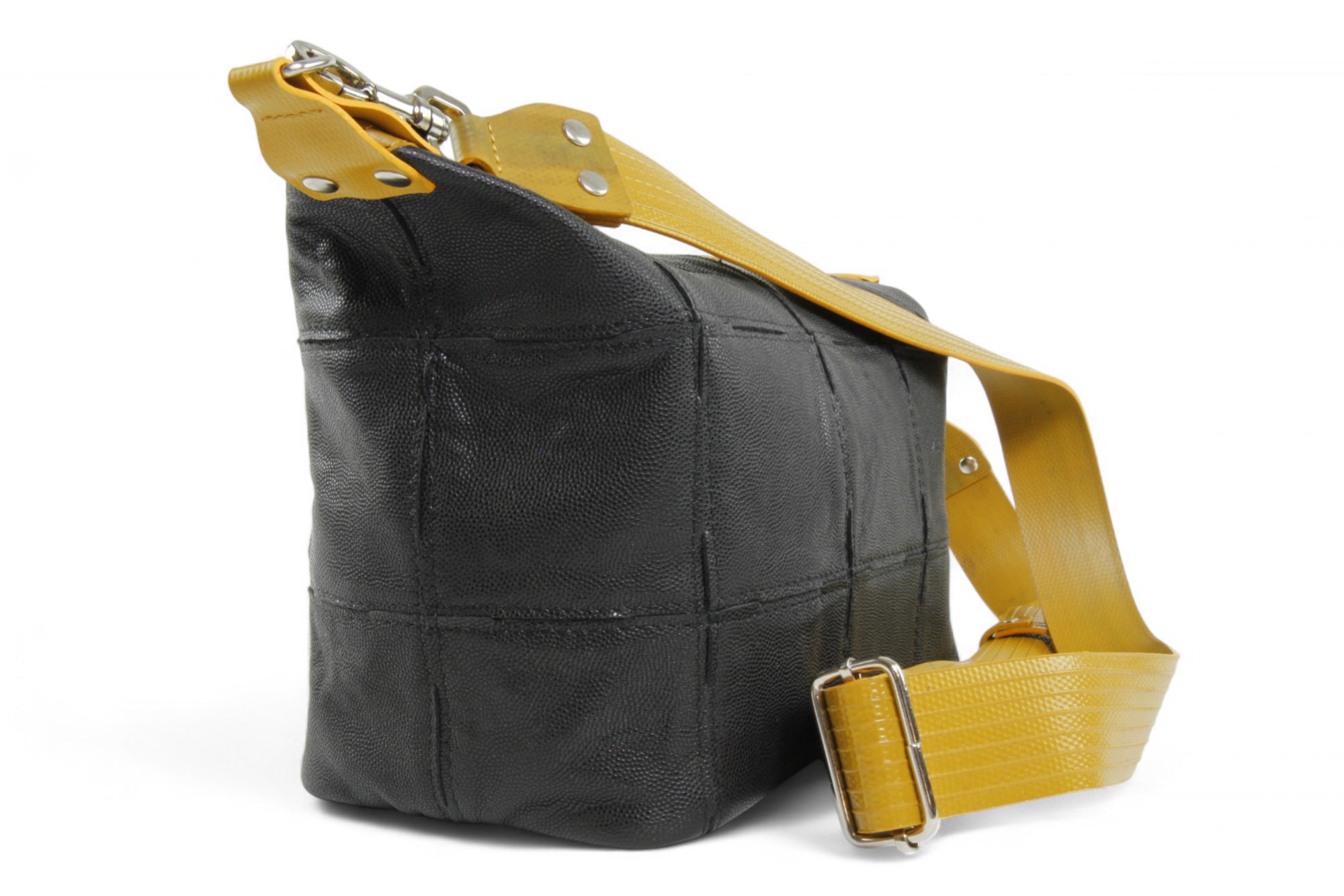 Sustainable leather shoulder bag