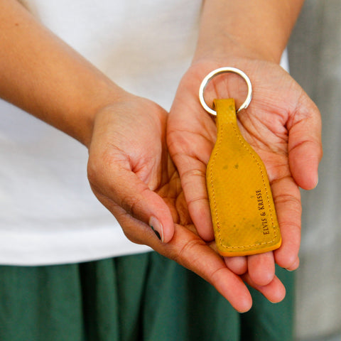 Elvis & Kresse Wine bottle key ring, sustainably made from genuine decommissioned London Fire Brigade fire-hose