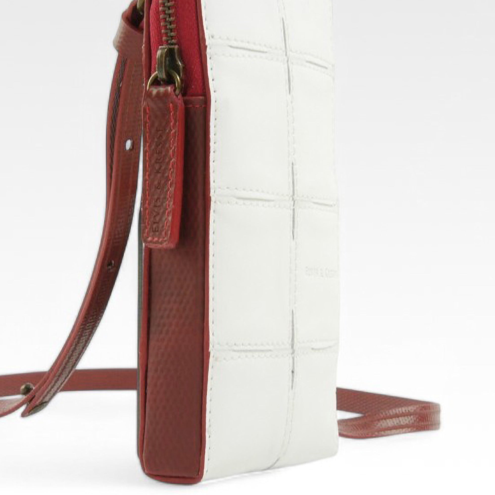 festival-pouch-matt-white-2-details.jpg