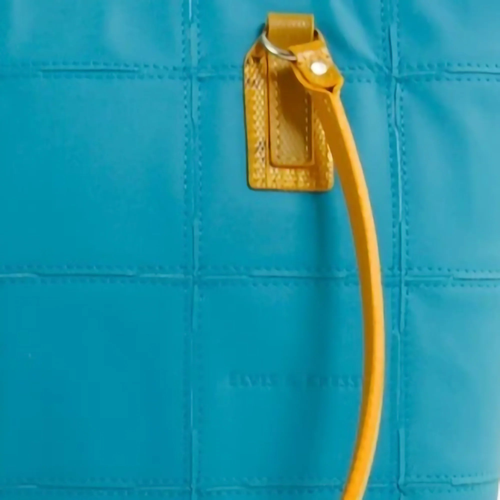 fh-tote-mediterranean-blue-1-detail_5dac4f5a-1fba-43c6-93c6-2d2c2db64dab.webp