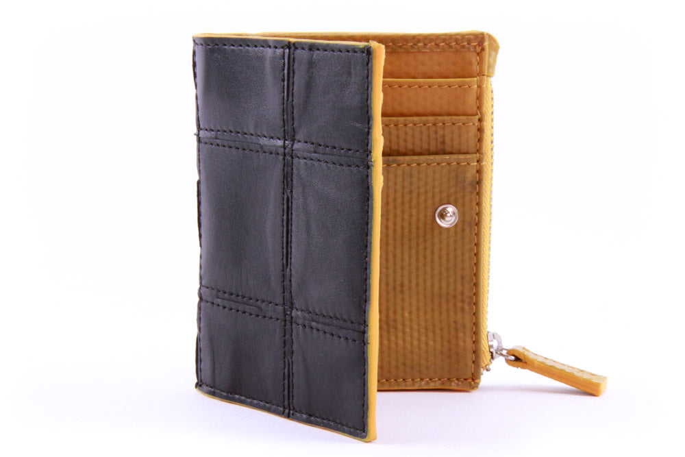 bifold leather wallet