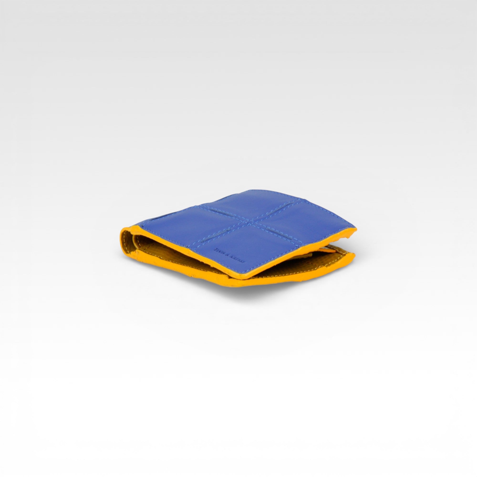 Billfold Wallet with Coin Pocket | Leather & Fire-hose