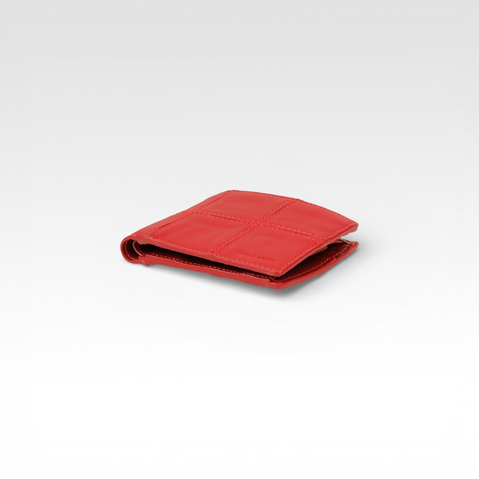 red / Not Personalised