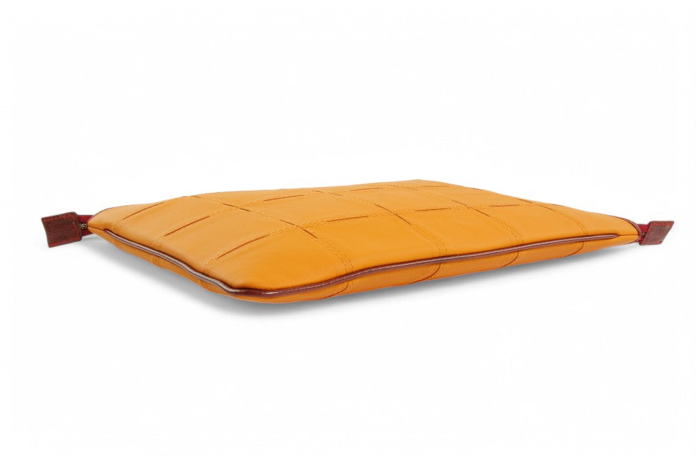 Sustainable leather laptop case