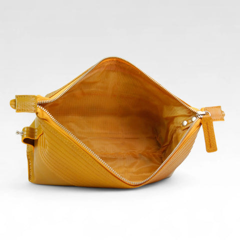 Medium Washbag | Fire-hose
