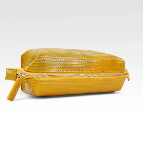 Medium Washbag | Fire-hose
