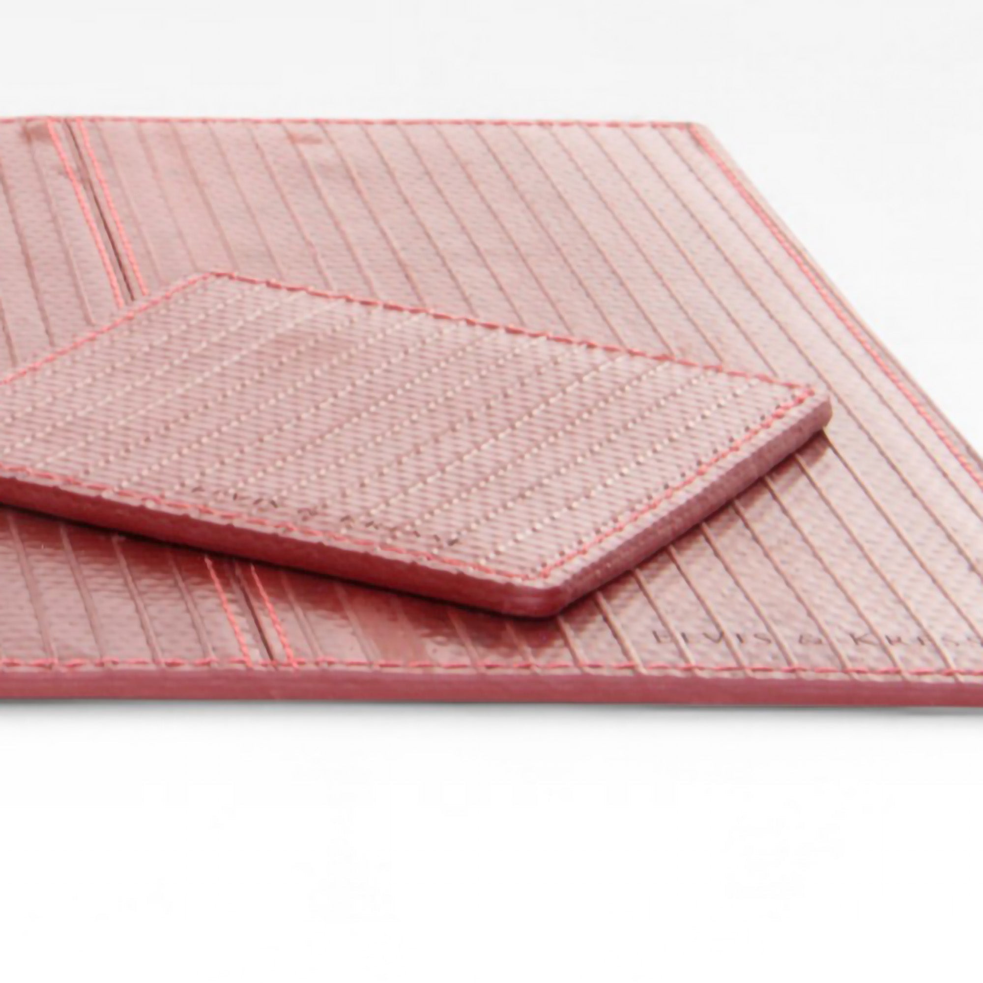 place-mats-and-coasters-red-2-details.jpg