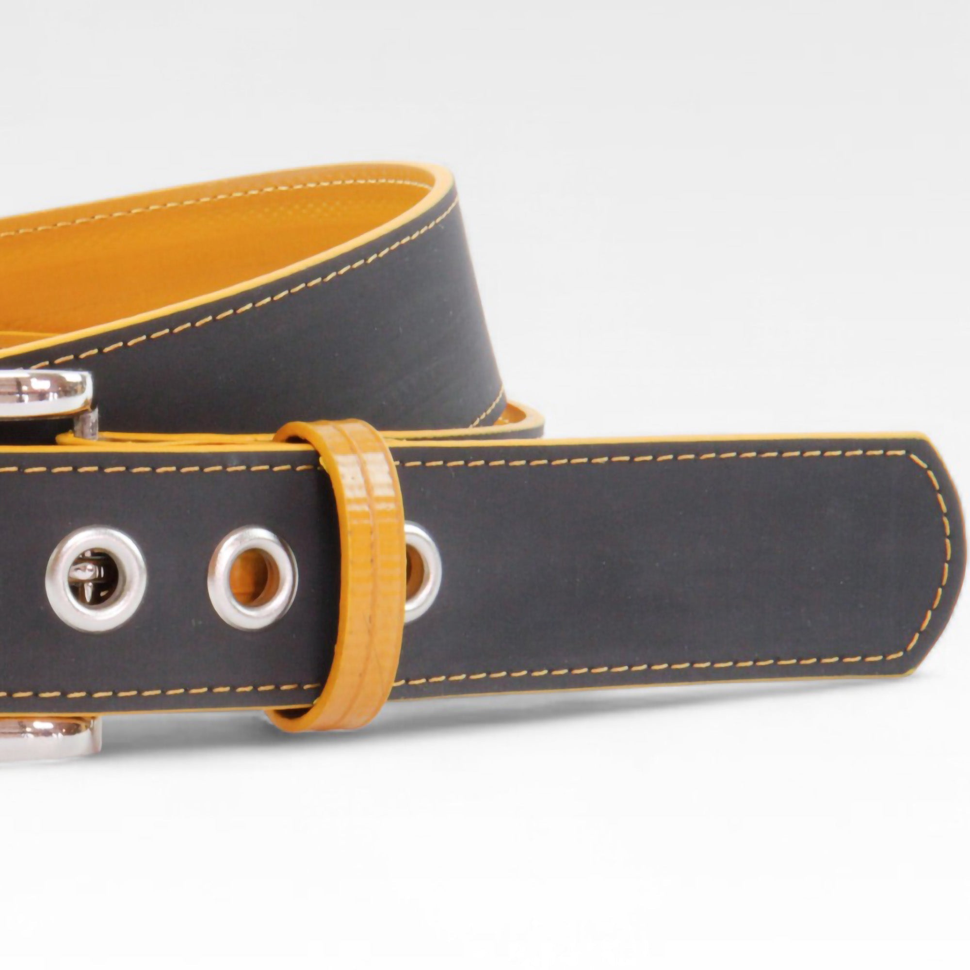 print-room-belt-black-yellow-2-details_fd3cb4b9-657f-4e36-b308-a58ef483cf55.jpg