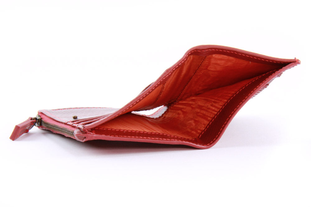 leather bifold wallet