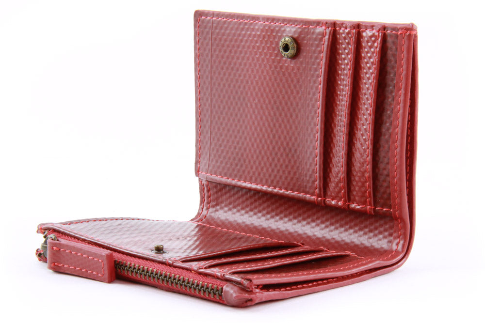 leather bifold wallet