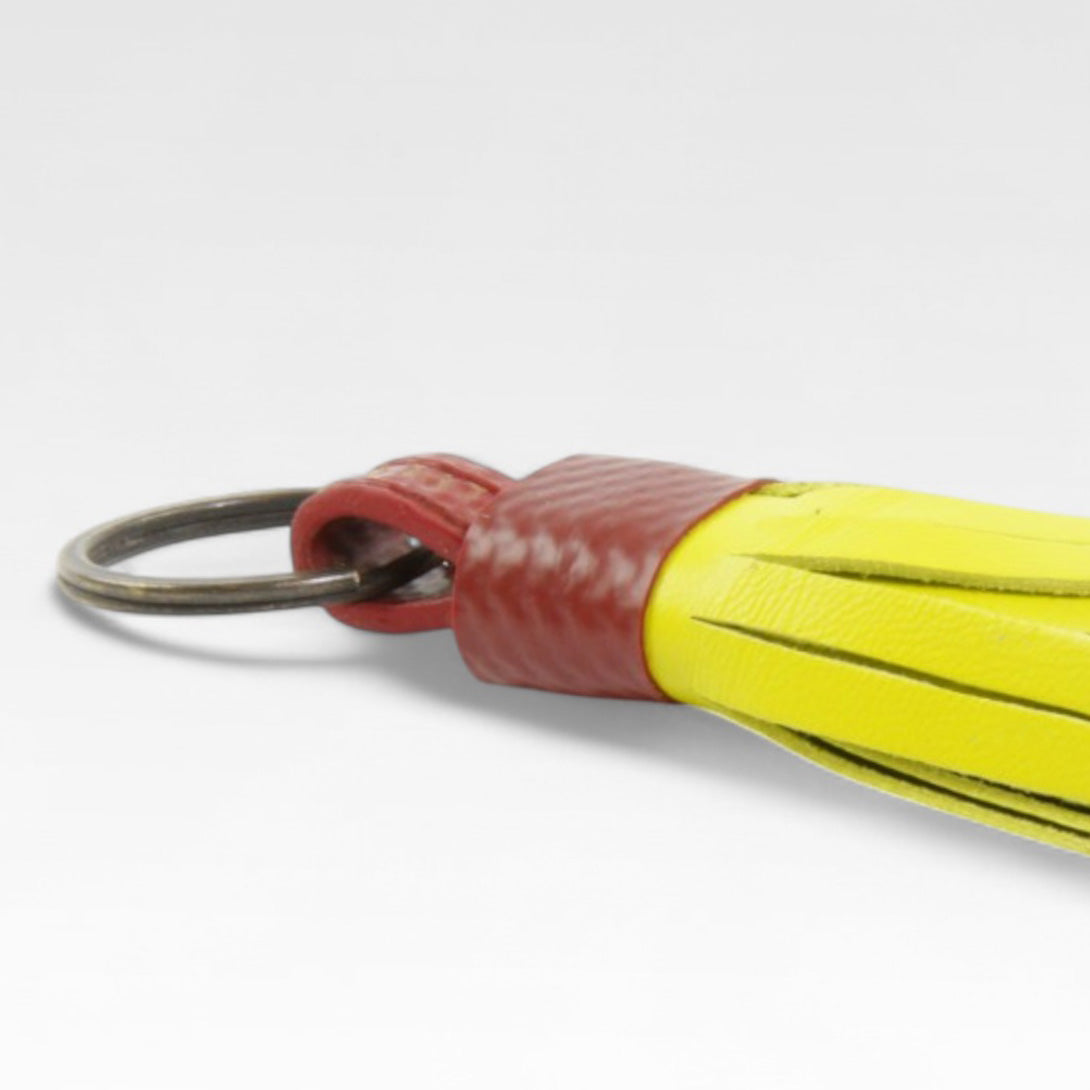 tassel-keyring-saturn-yellow-1-details_0aafc9aa-9d38-46cc-9a93-c18ab618edef.jpg