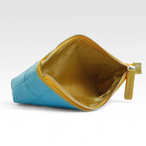 Toiletry Pouch | Leather & Fire-hose