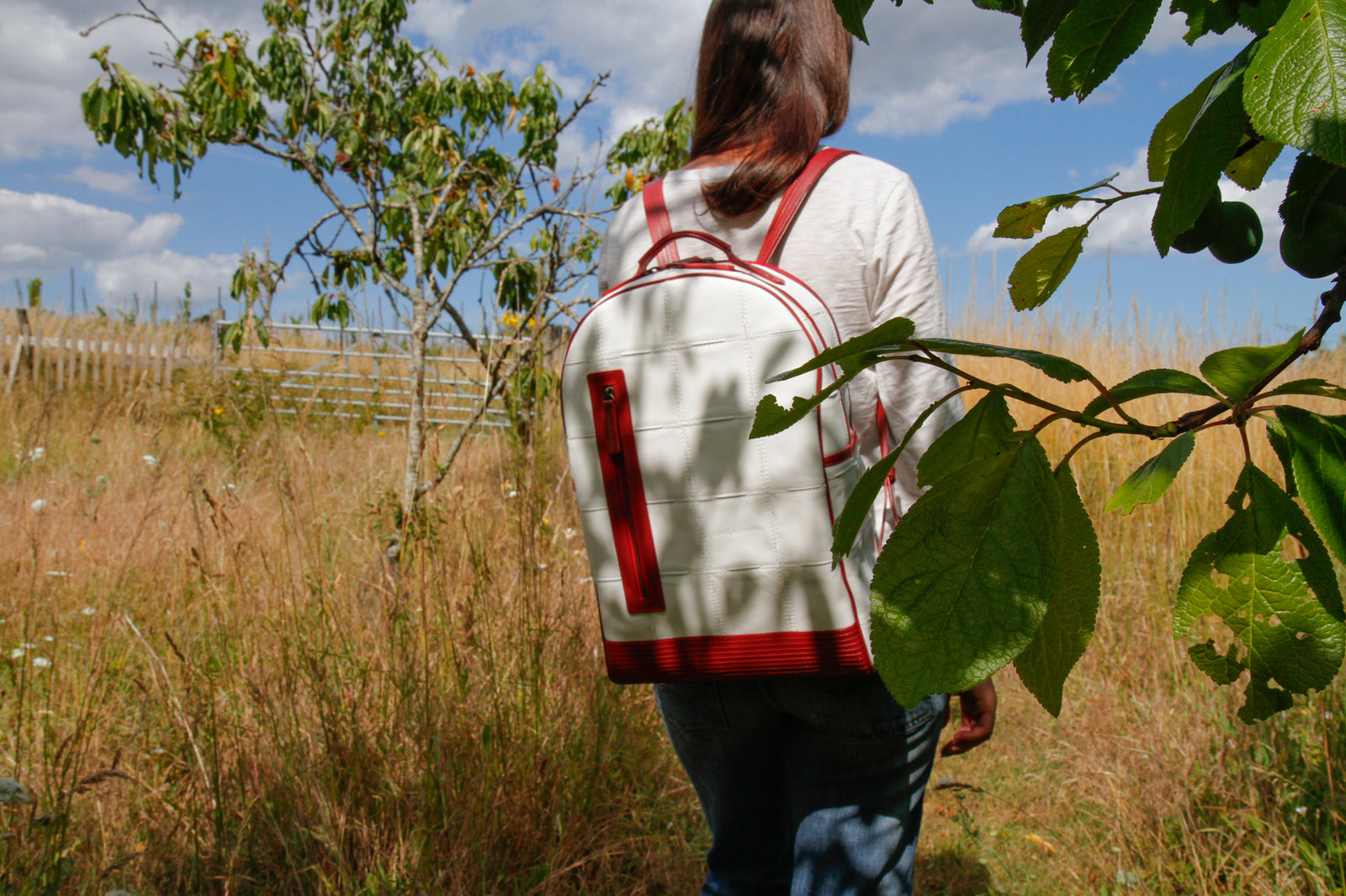 Voyager leather backpack