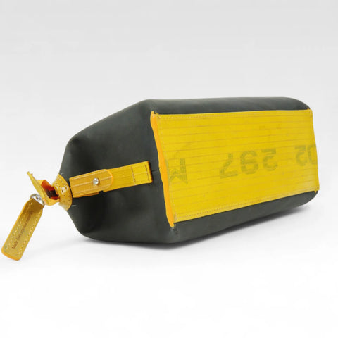 Medium Washbag | Printing Blanket