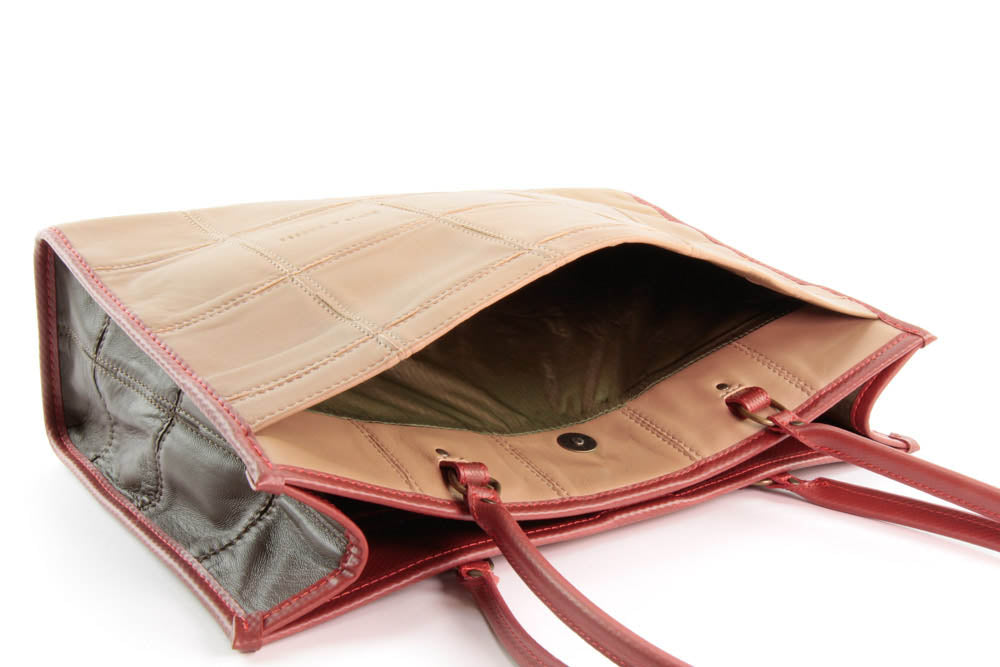 leather tote bag