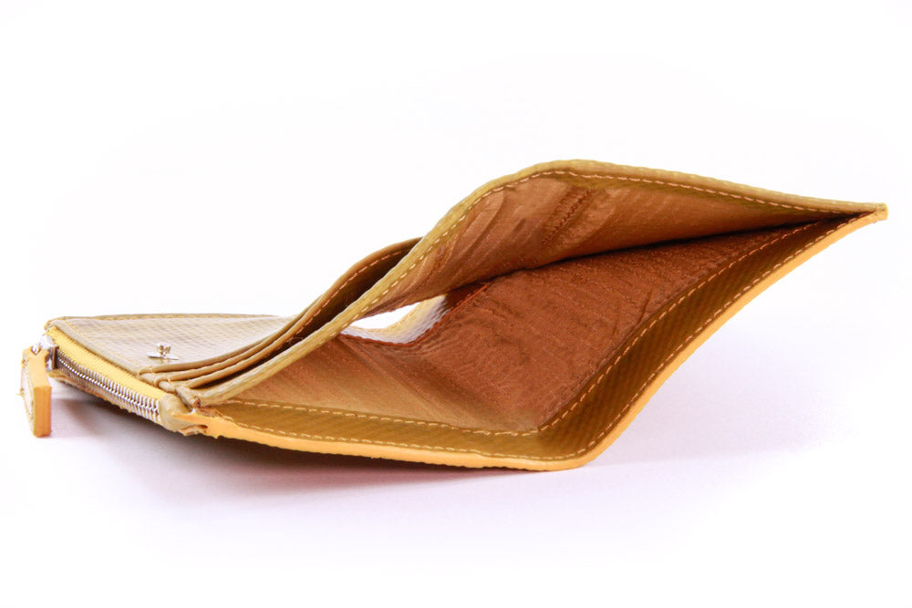 bifold leather wallet