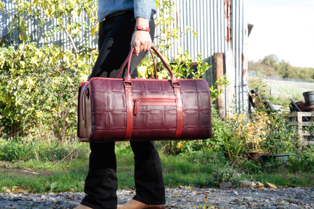 leather travel bag